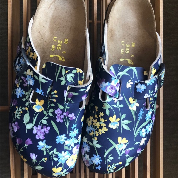 Birkenstock Shoes - LIKE NEW Birkenstock Papillio Floral Clogs Sz 7